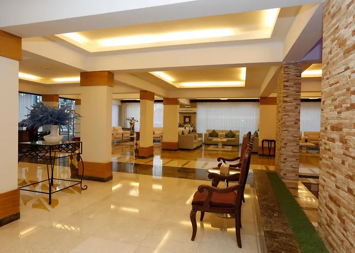 Hotelier Suites By Cantonal