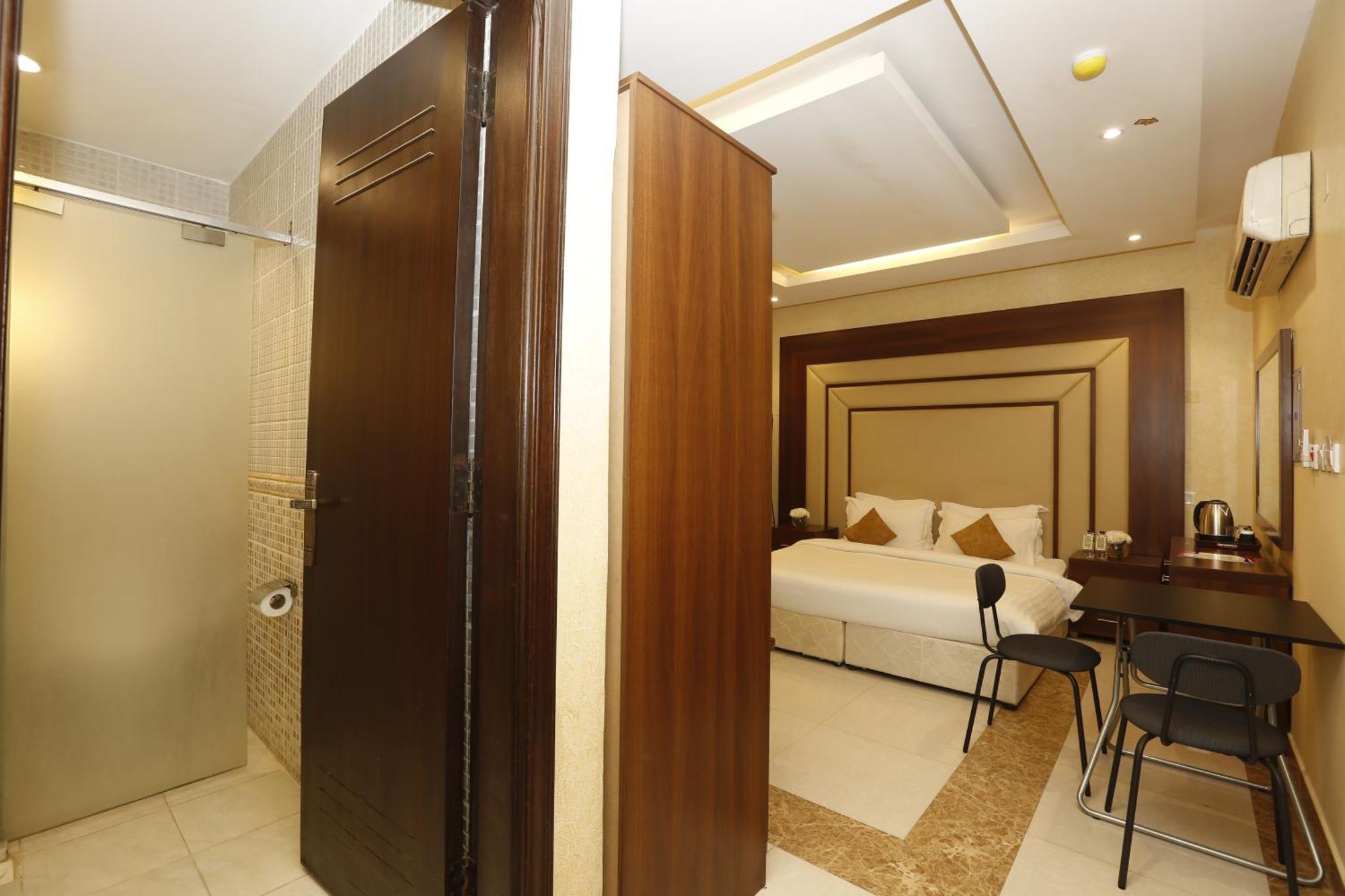 Hotelier By Cantonal Aparthotel