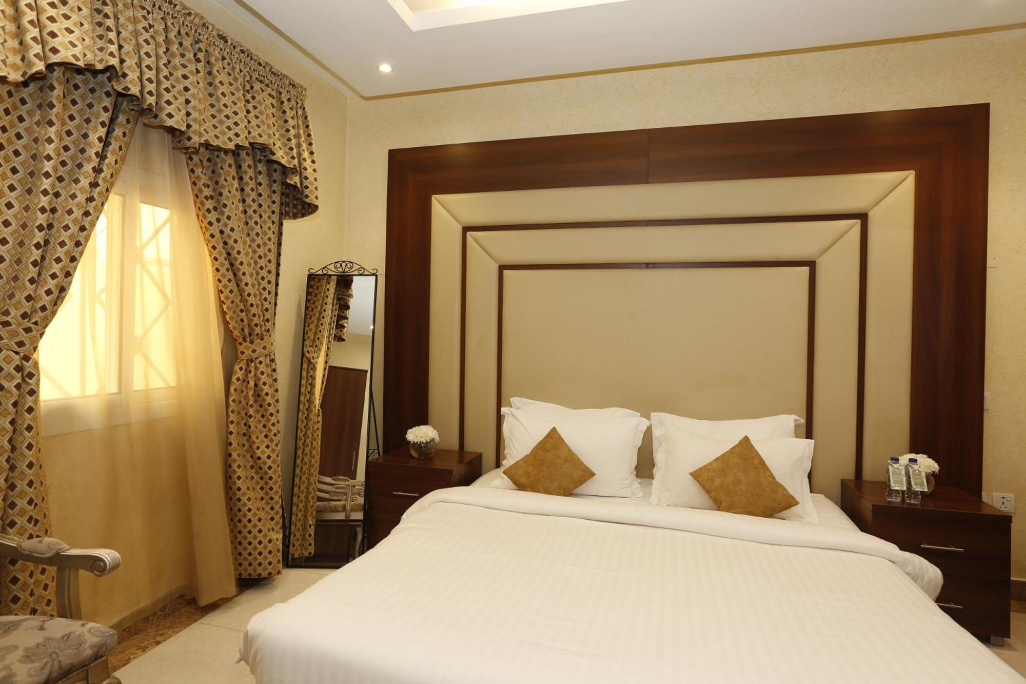 Aparthotel Hotelier By Cantonal *