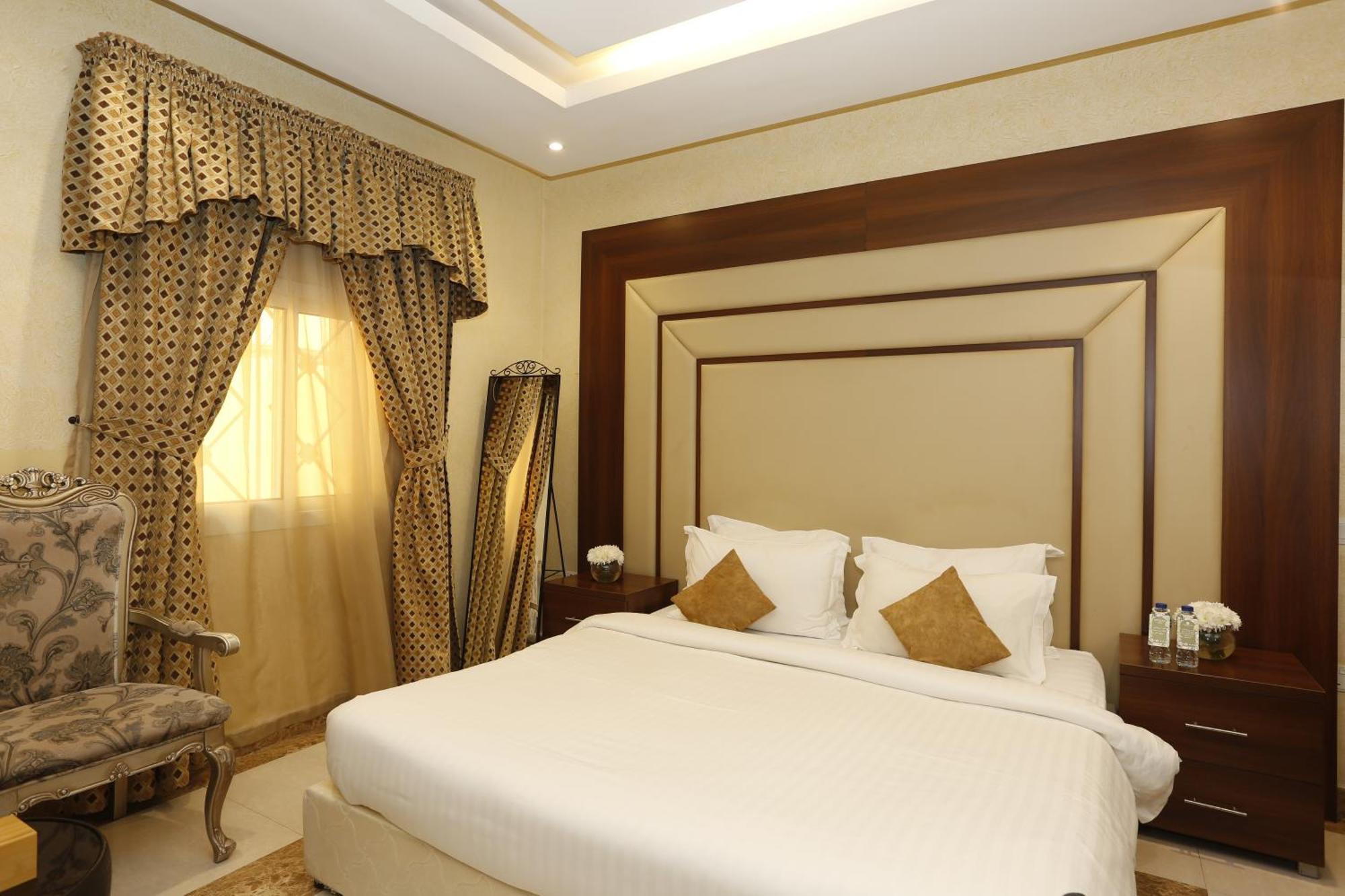 Hotelier By Cantonal Aparthotel