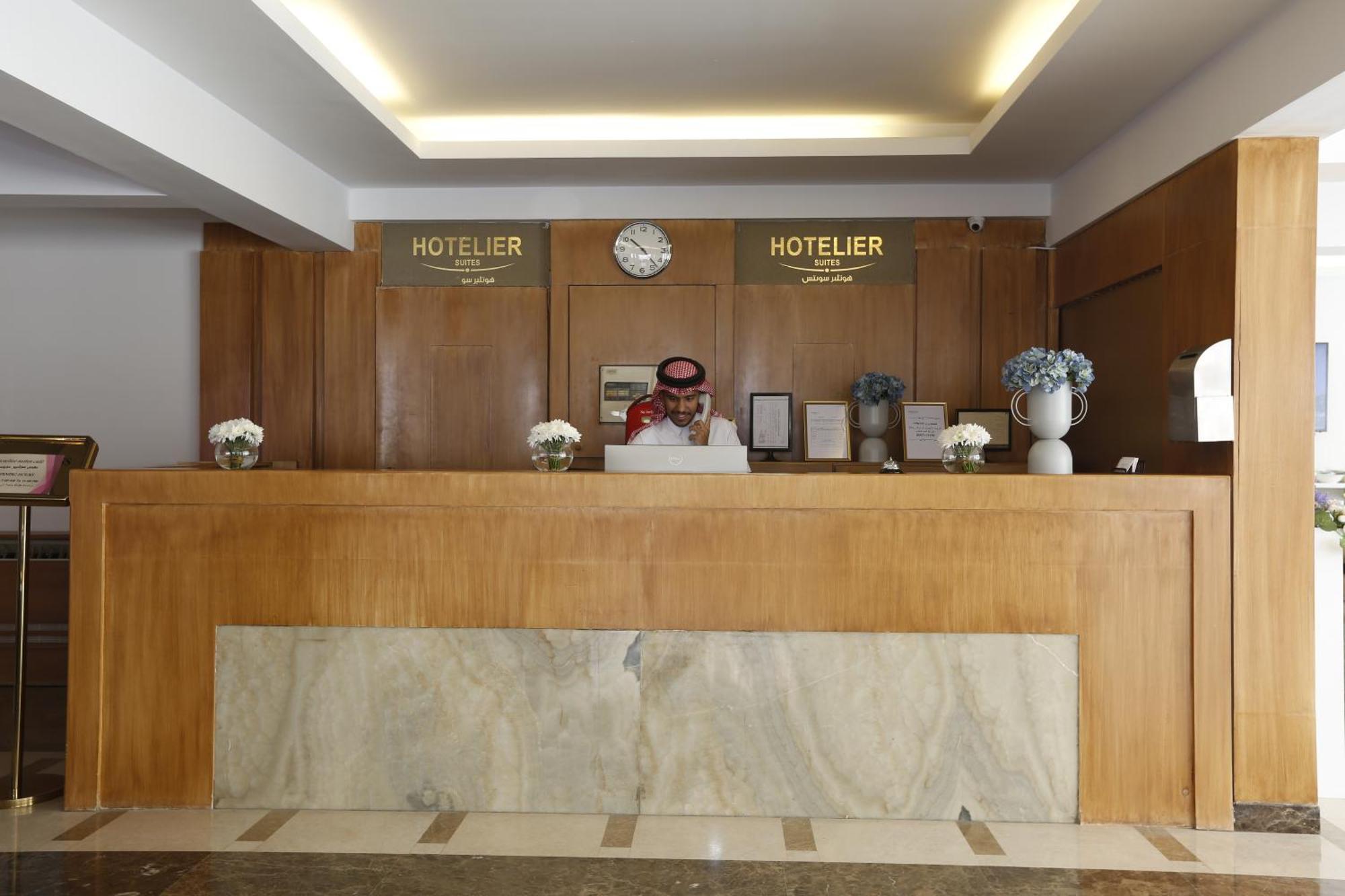 Hotelier By Cantonal Aparthotel Riyadh