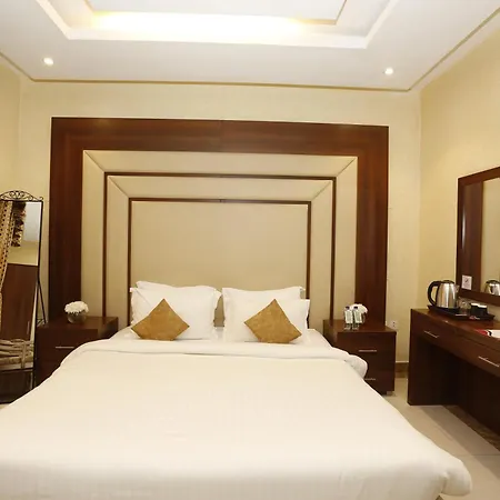 Hotelier Suites By Cantonal Riyadh Exterior photo